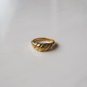 Marguerite Ring (Thin)